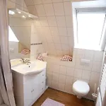 Апартаменты Haus Moeweninsel Neue Tiefe Fehmarn